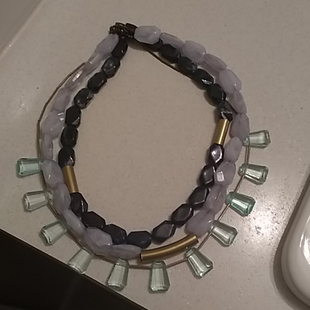 Loft statement necklace - Picture 3 of 3